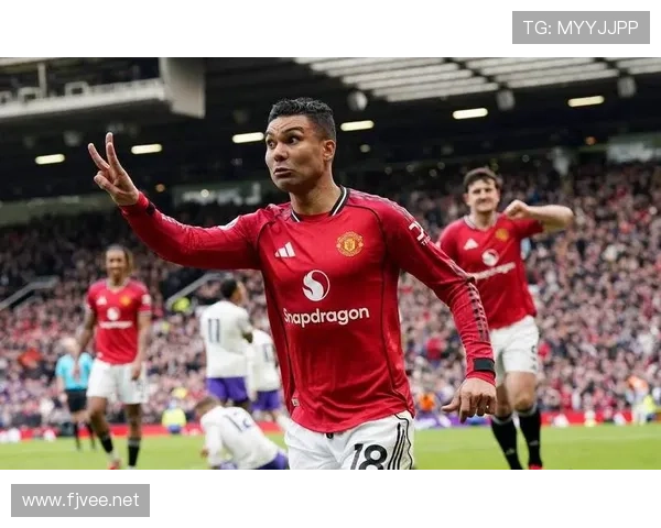 曼联所谓复苏实为表现波动中的阶段性回调,稳定性仍面临考验 曼联所谓复苏实为表现波动中的阶段性回调,稳定性仍面临考验