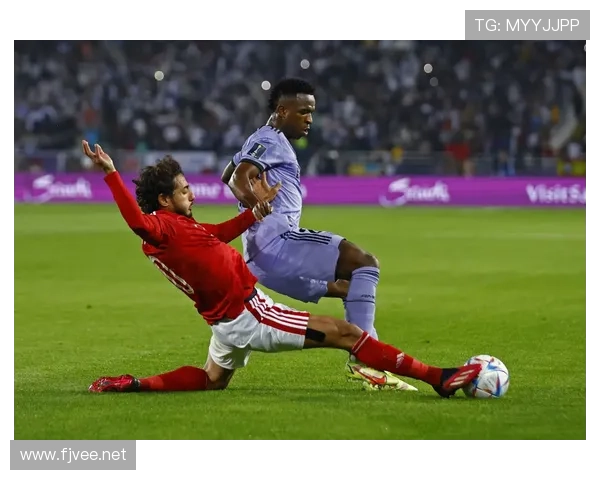 维尼修斯射门转化率飞跃:从低效到高效 维尼修斯射门转化率飞跃:从低效到高效