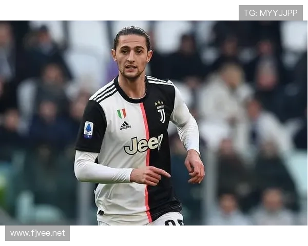 格列兹曼前场枢纽作用对球队结构的影响解析