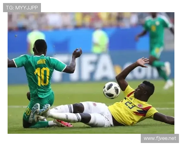 范戴克:后场长传发动进攻的核心枢纽解析 范戴克:后场长传发动进攻的核心枢纽解析