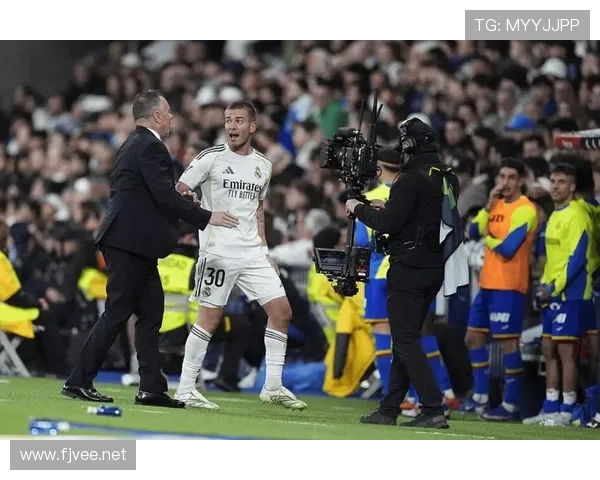 皇马中场失控成最大隐患，进攻火力难掩组织断层