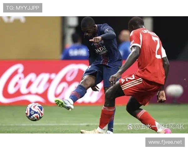 面对拜仁高强度逼抢：维蒂尼亚的出球考验