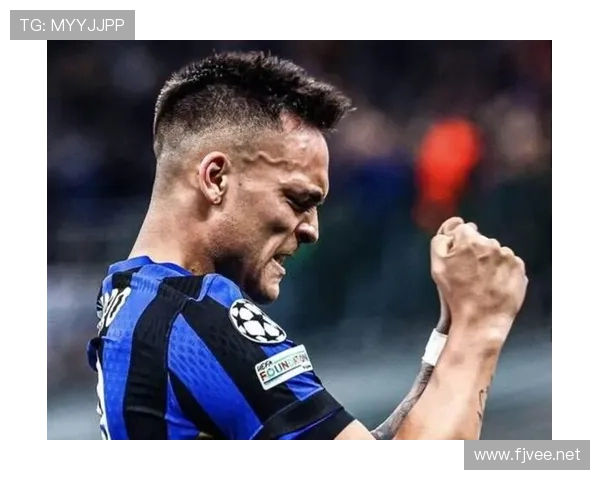 那不勒斯欧冠突破难点问题显现，竞争局面阶段性调整，球队表现走势波动